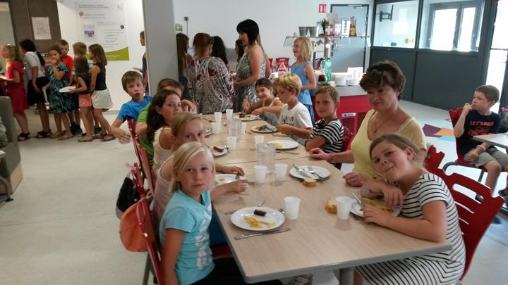 Dernier repas de l'année pour les écoles