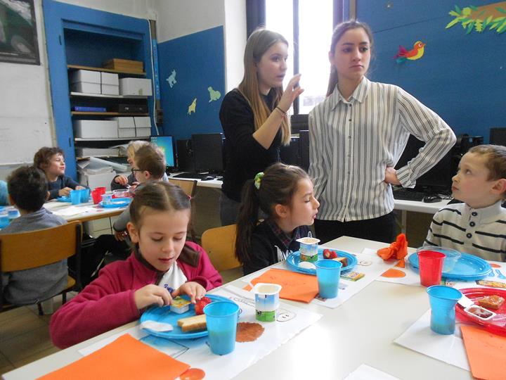 Petit déjeuner à l'école pour les CP