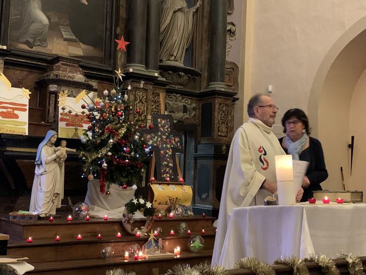 Célébrons l'avènement du Christ.