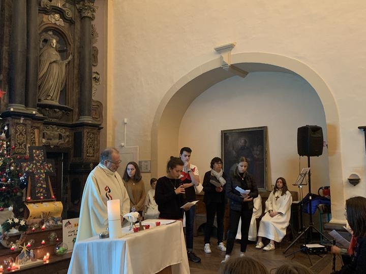 Célébrons l'avènement du Christ.