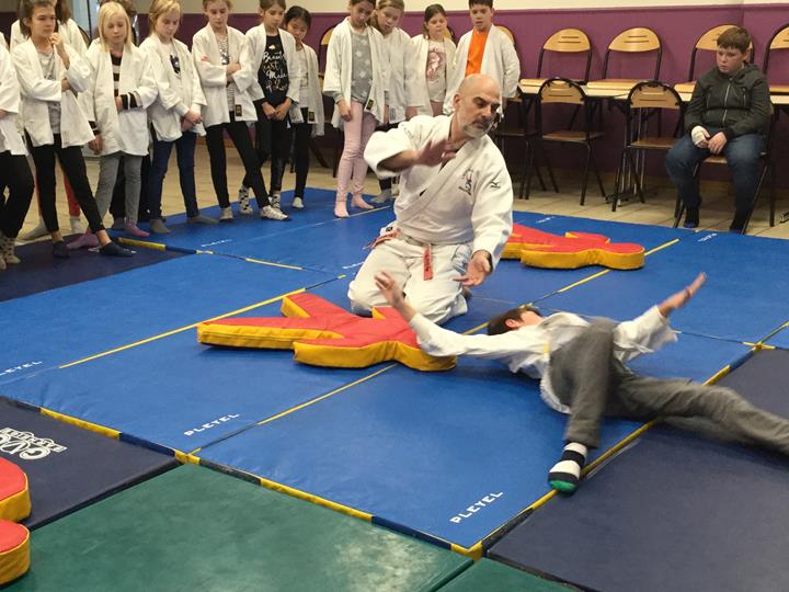 Cycle judo