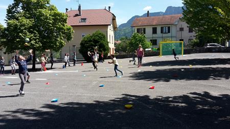 Cycle  Handball