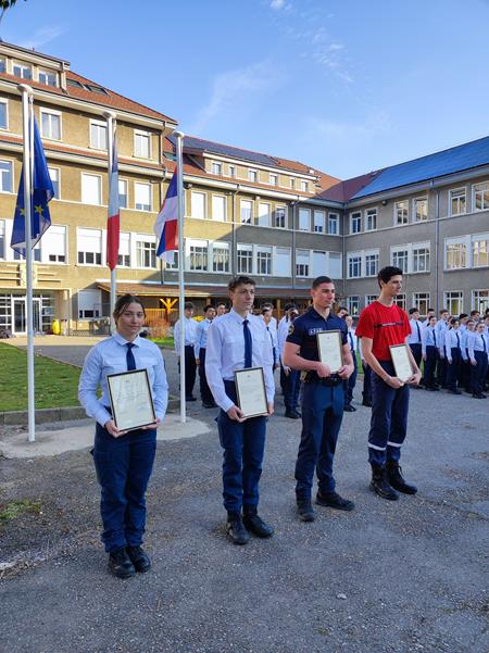 Cérémonie lettre de félicitations